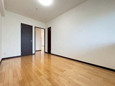 【洋室】 | アンピール弥生が丘