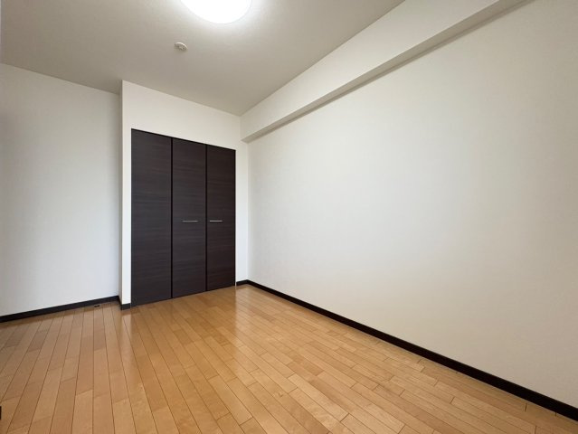 【洋室】 | アンピール弥生が丘