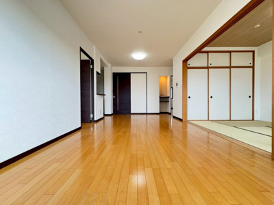 【居間・リビング】 | アンピール弥生が丘