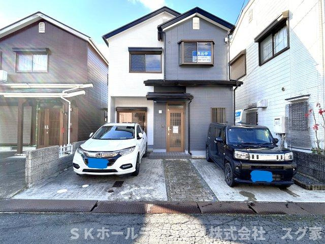 南丹市園部町小山西町柿ノ木谷　戸建ての前面道路含む現地写真