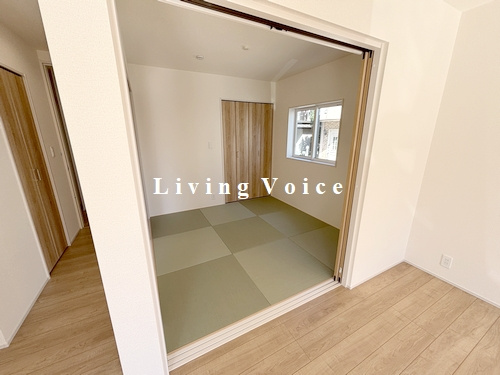 【居間・リビング】 | 【仲介手数料０円】相模原市南区相模台6丁目2期　新築一戸建て　全2棟 | 相模原市南区相模台6丁目2期　新築一戸建て　全2棟