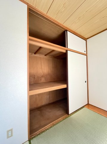 リバーサイドハイツの収納