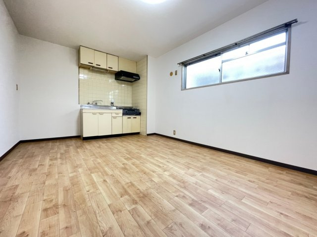 リバーサイドハイツの居間・リビング