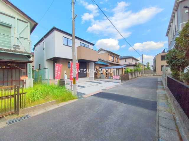 【前面道路含む現地写真】の画像