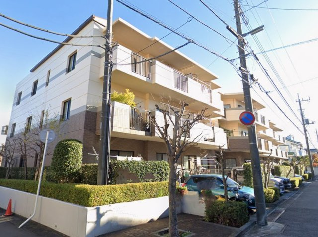 六高台ベルパティオ1番館