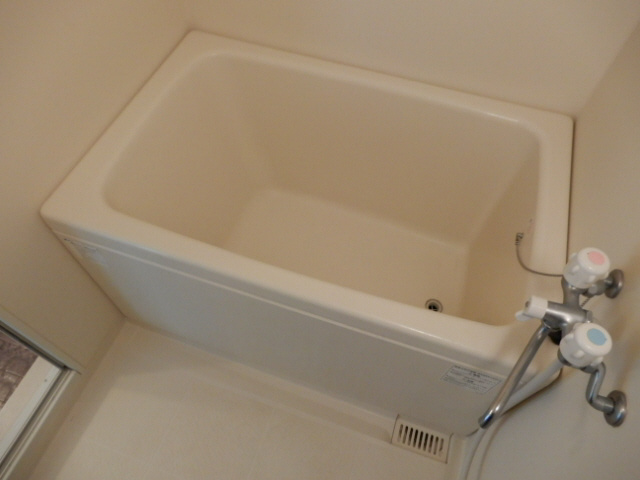 マンション堂本の浴室