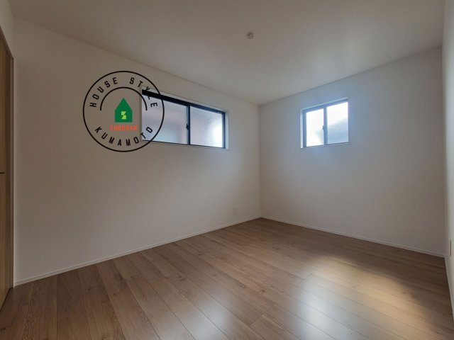 N・上益城郡益城町大字古閑第2-2棟（1号棟）　の洋室|採光良好な洋室は全居室、複層ガラスの遮熱効果と断熱効果で、一年中快適に過ごせます。