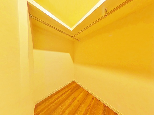 パークハウス千里中央ノーザン・レジデンスの収納|ウォークインクローゼットです