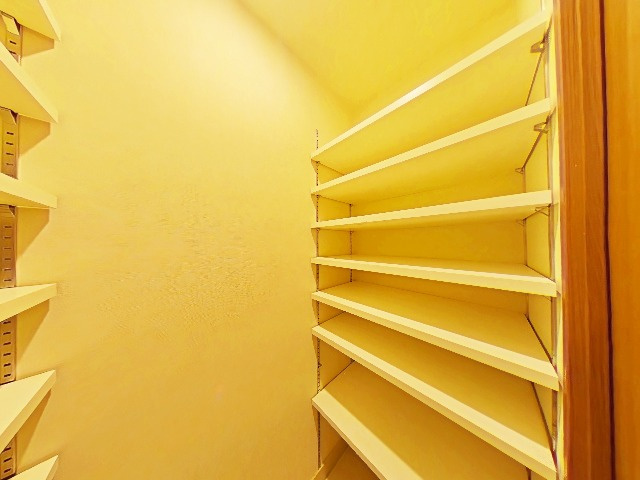 パークハウス千里中央ノーザン・レジデンスの収納|シューズインクローゼットです