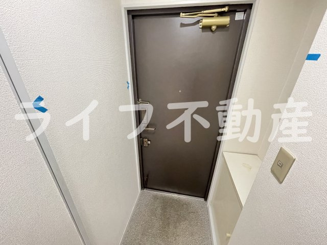 OMレジデンス八戸ノ里の玄関|明るい玄関です