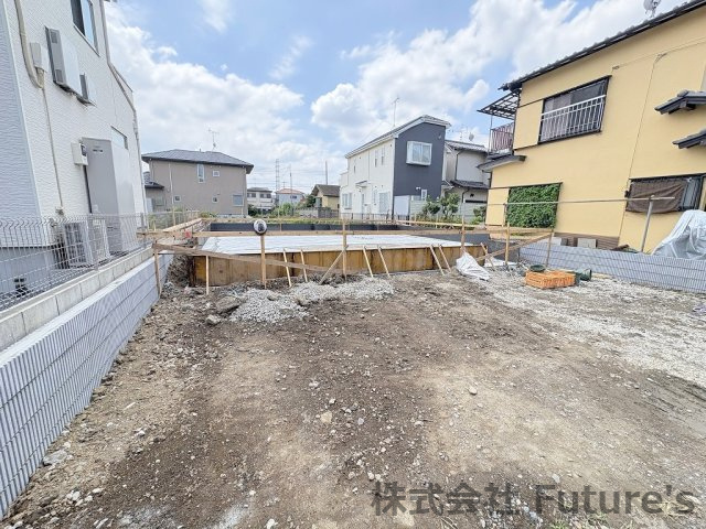 吉川市中曽根2丁目　新築戸建　全1棟の外観|現地の写真になります。