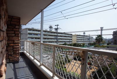 【バルコニー】 | メゾングレース | バルコニー