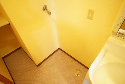 【設備】 | メゾングレース | 洗濯機置き場