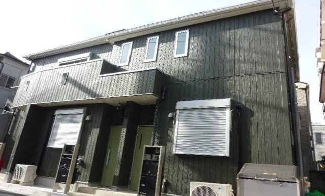 CHATON（シャトン）のエントランス