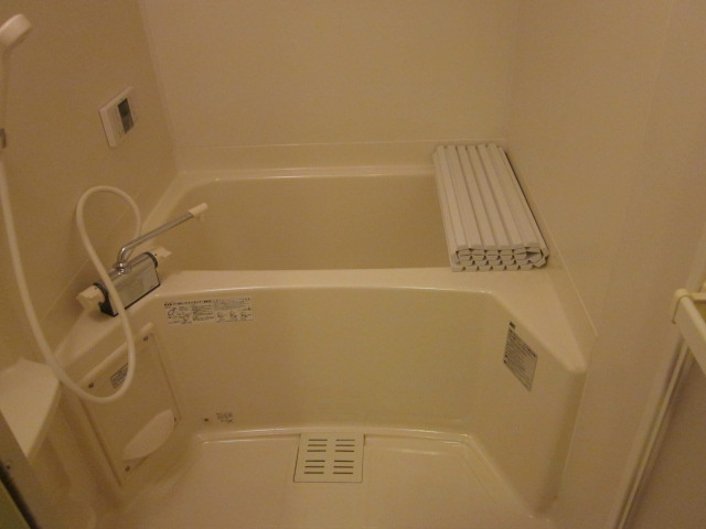 オーピュールの浴室|バス