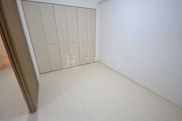 ショウエイ靭の内装