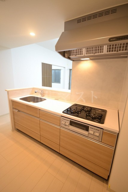 ショウエイ靭のキッチン