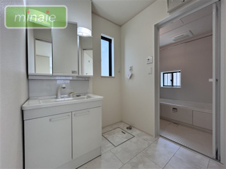 【脱衣所】 | 平日・土日も見学できます　ランドリークローゼット付き　南三咲　B号棟 | 同タイプ