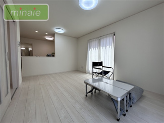 【居間・リビング】 | 平日・土日も見学できます　ランドリークローゼット付き　南三咲　B号棟 | 同タイプ