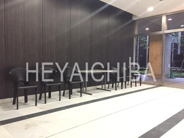 イーストコア曳舟一番館のロビー