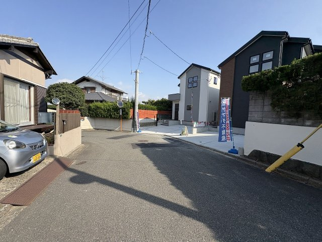 【その他】 | 糟屋郡志免町王子3丁目2期　1号棟（全2棟）【仲介手数料無料・0円】 | 現地写真。前面道路です。