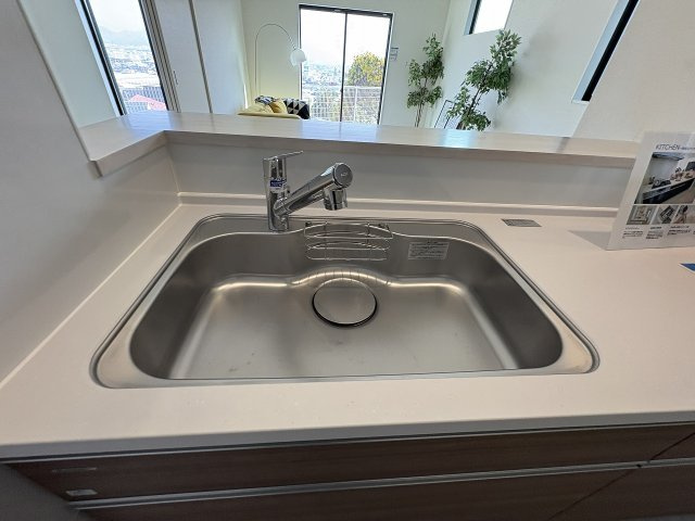 【キッチン】 | 糟屋郡志免町王子3丁目2期　1号棟（全2棟）【仲介手数料無料・0円】 | 現地写真。