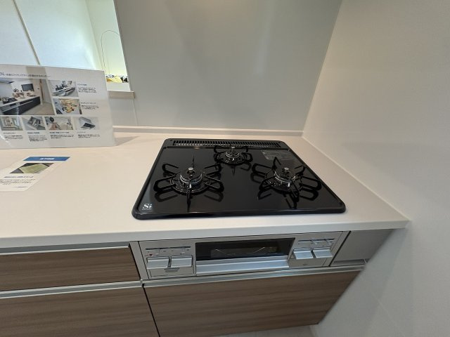 【キッチン】 | 糟屋郡志免町王子3丁目2期　1号棟（全2棟）【仲介手数料無料・0円】 | 現地写真。