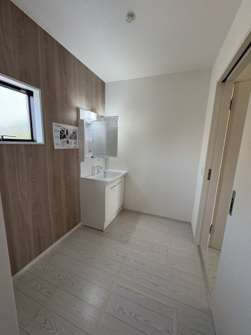 【洗面所】 | 糟屋郡志免町王子3丁目2期　1号棟（全2棟）【仲介手数料無料・0円】 | 現地写真。