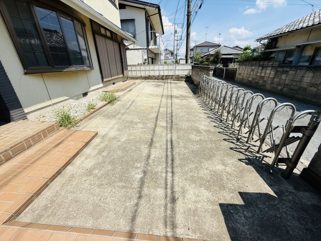 東松山市幸町 古家付土地78坪のその他|駐車スペース