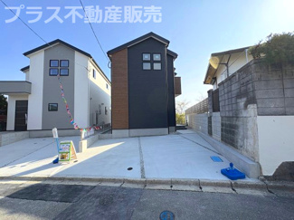 【外観】 | 現地写真。同じ物件を見るなら、プラス不動産販売にお任せ下さい。