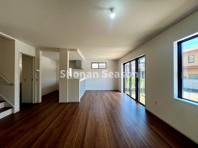 【居間・リビング】 | 住いへの拘りは十人十色ですよね。
まずはお客様のご希望条件をお聞かせ下さい♪