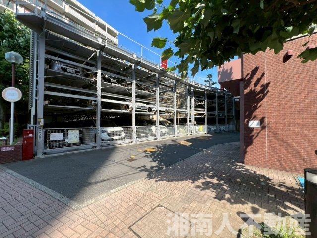 藤沢パークホームズブロードマークの駐車場|駐車スペースもあります