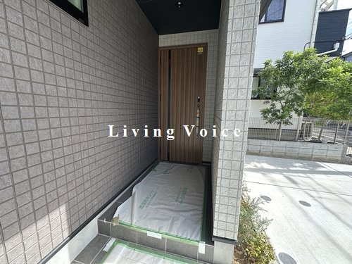 【玄関】 | 【仲介手数料０円】横浜市緑区鴨居6丁目　新築一戸建て | 横浜市緑区鴨居6丁目　新築一戸建て