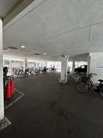 アベニュー玉出の駐車場