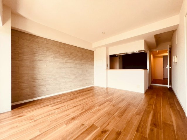 パームスクェアジェームス山の居間・リビング