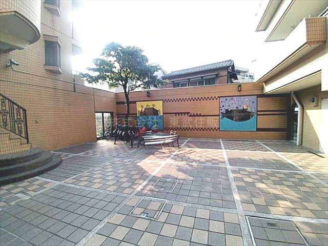 【中庭】の画像