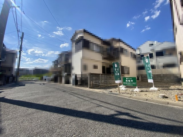 長岡京市久貝2丁目の前面道路含む現地写真|弊社グループ会社にて建物プランのご提案も可能です！
お気軽にお問い合わせください。