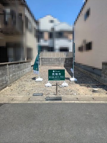 長岡京市久貝2丁目の外観|小・中学校が徒歩圏内で、通学も安心の立地。