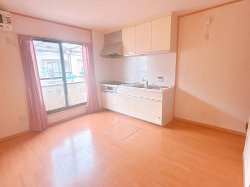 嵯峨野開町の居間・リビング