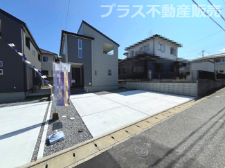 【外観】 | 現地写真。プラス不動産販売なら、現場の全ての棟をまとめてご見学頂けます。