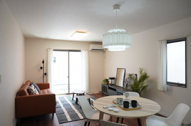 越谷市大字下間久里 新築分譲住宅 全2棟 No,1の居間・リビング