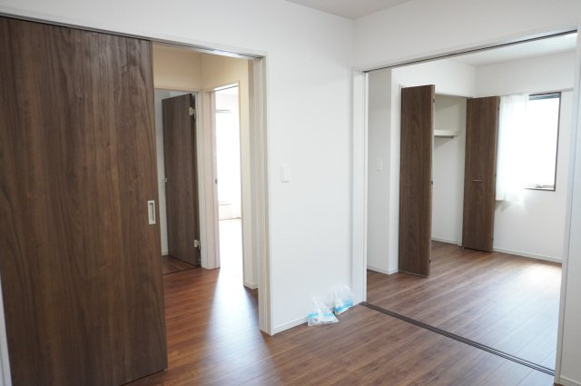 越谷市大字下間久里 新築分譲住宅 全2棟 No,1の洋室