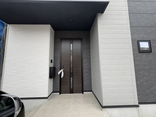 宇都宮市東峰町 ２期 新築住宅 全４棟の外観|〇4号棟【3（4）LDK+SIC+2WIC】
広々リビング21.5帖！水廻り集中家事動線♪2階3つの洋室は間仕切り壁を設置すればプラス1部屋が叶います。
※2025年11月撮影