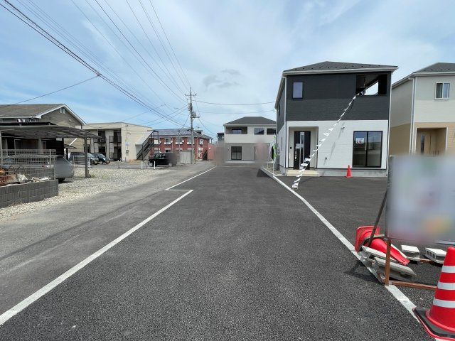 新築戸建・建売　大田原市末広第5　Cradle Garden　全4棟の前面道路含む現地写真
