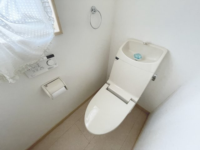 白河市白坂愛宕山　中古戸建　のトイレ