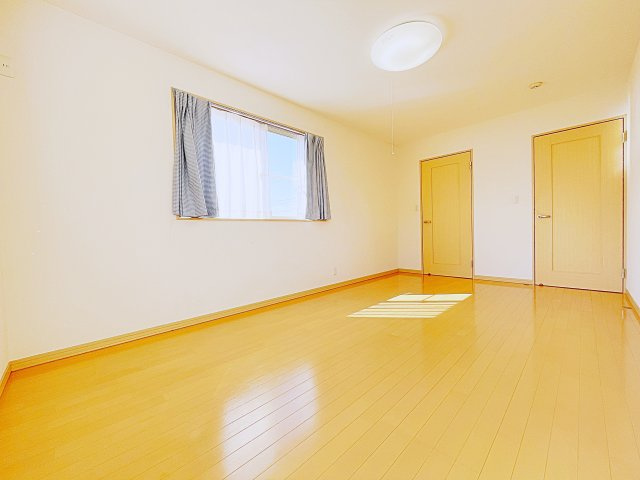 白河市白坂愛宕山　中古戸建　の洋室