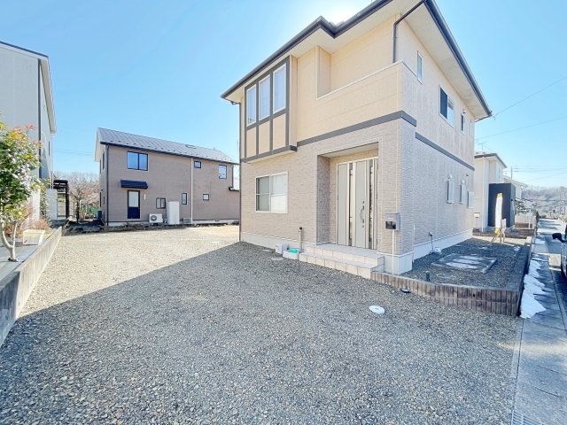 白河市白坂愛宕山　中古戸建　の駐車場