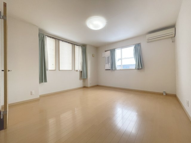 白河市白坂愛宕山　中古戸建　の洋室