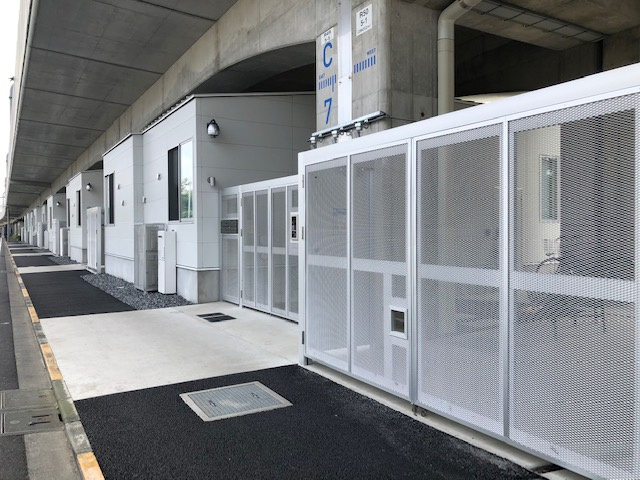 中央ラインハウスH棟の外観