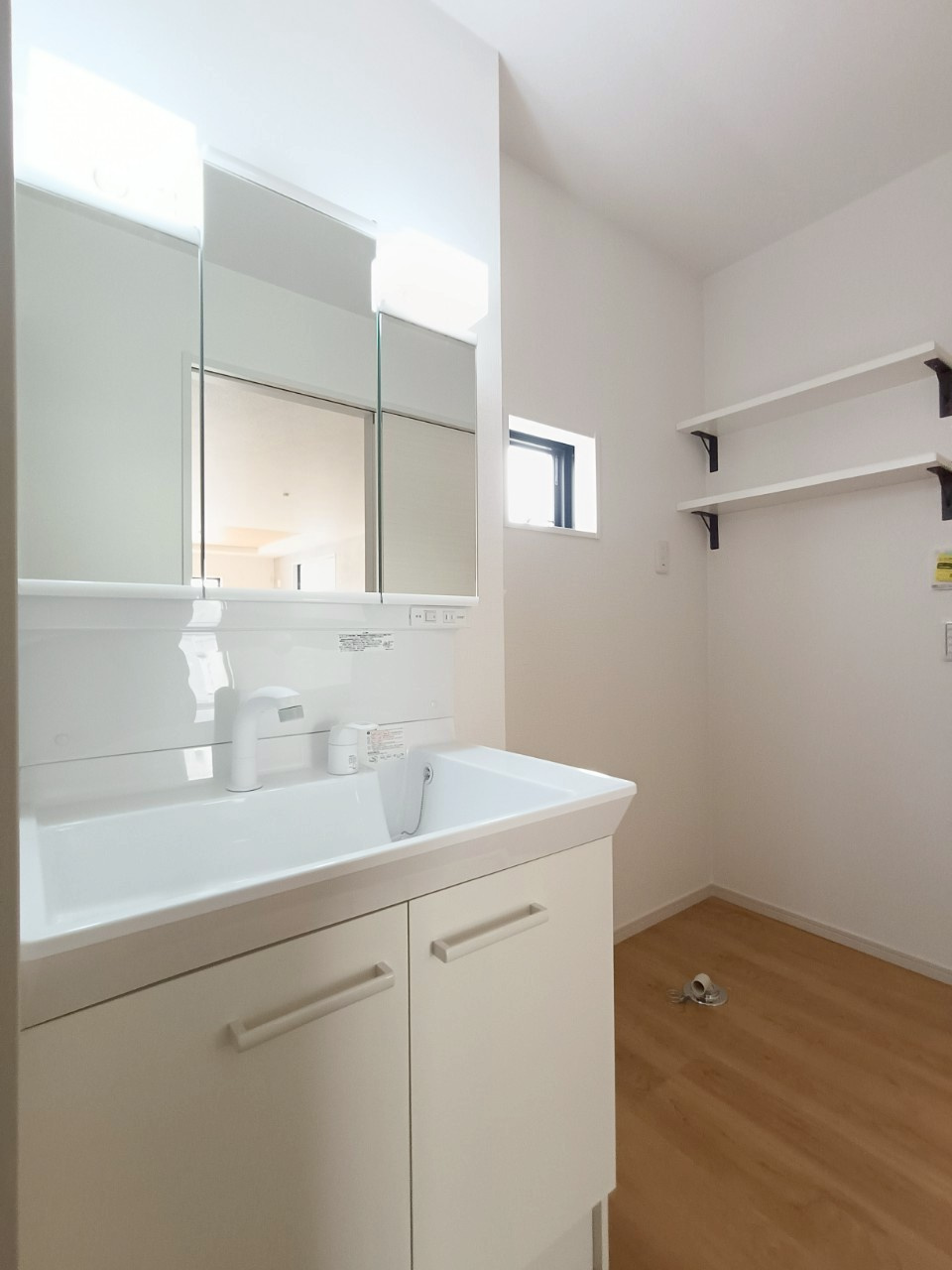 八潮市　八條　新築戸建　全1棟の洗面所|施工例です